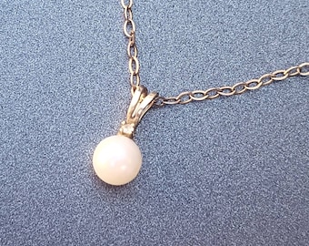 Vintage 14k Gold Pearl and Diamond Pendant Necklace Fine Jewelry Gift for Her