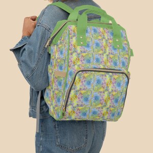 Zaino fasciatoio con patchwork ad acquerello colorato / Borsa per neonati con stampa floreale, regalo per la mamma