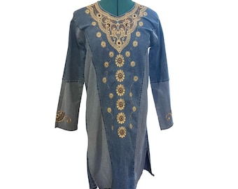 Vintage Denim Embroidered Tunic Dress Boho Long Sleeve Blue Floral Medium EUC