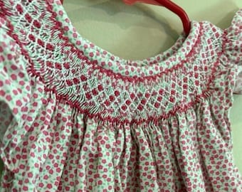 Abito vintage da bambina Silly Goose con smock, fantasia floreale rosa e maniche a volant, taglia 6X.