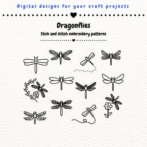 Könnte beinhalten: Ein digitales Designblatt mit dem Titel Crafty Designs By KJ mit schwarzen Strichzeichnungen von Libellen. Der Text lautet Dragonflies Stick and stitch embroidery patterns. Es werden zwölf verschiedene Libellenmotive gezeigt, einige davon mit Blumen oder Flugbahnen.