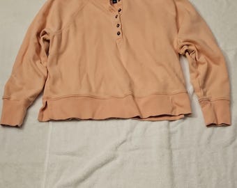 Sudadera Henley color melocotón para mujer de Gap, talla S, con botones delanteros y manga larga.