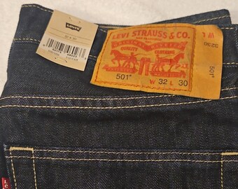Pantalones vaqueros Levi's azul oscuro de pierna recta para hombre, corte regular, botón, logo, clásico
