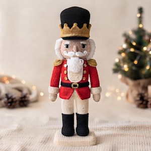 Virkat Nötknäppare Amigurumi Mönster PDF, Julsoldatdocka, Juldekoration, Digital Nedladdning