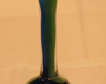 Hand blown glass budvase green with aqua swirl