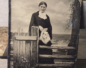 Original antique tintype/ferrotype photograph featuring a large Victorian-era