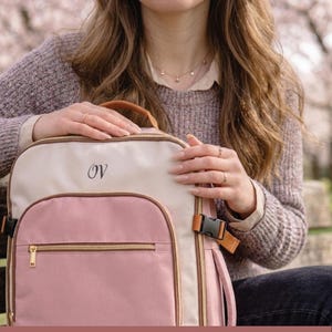 Personlig reseryggsäck med packkuber, anpassad weekendväska med monogram, personligt tillhörighet godkänt för flyg, resepresent till henne