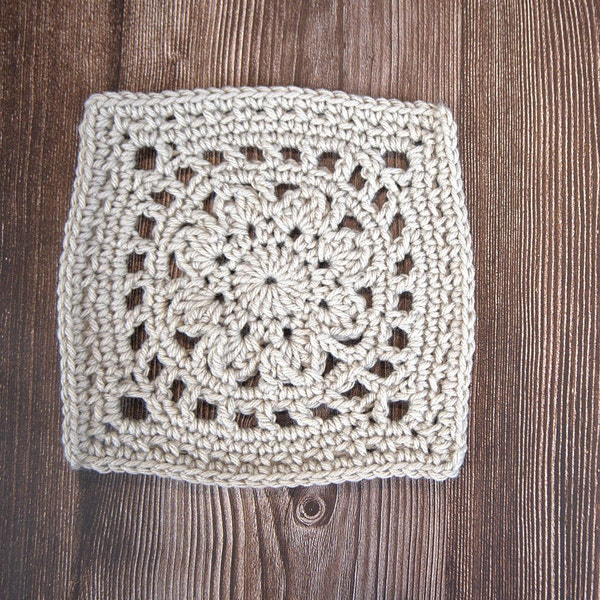 Flower in a Circle Granny Square Crochet Pattern (PDF ONLY)