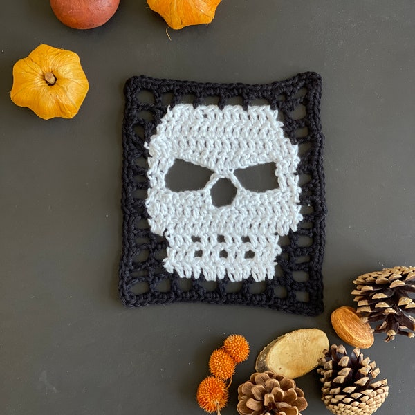 Motif tête de mort carré au crochet *** Modèle uniquement ***