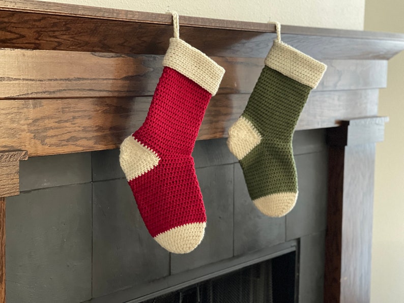 Classic Christmas Stockings EASY CROCHET PATTERN image 7