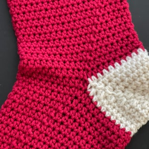 Classic Christmas Stockings EASY CROCHET PATTERN image 3