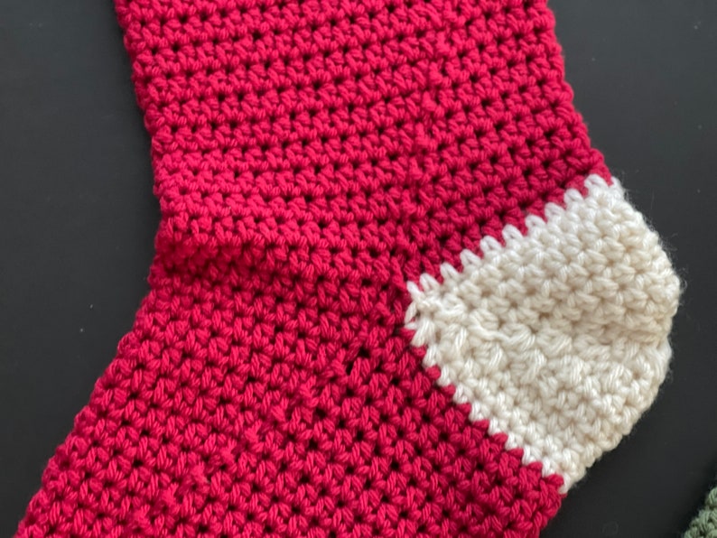 Classic Christmas Stockings EASY CROCHET PATTERN image 3