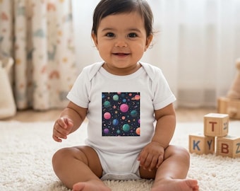 Body infantil con estampado de planetas coloridos / Habitación infantil con diseño de galaxia espacial