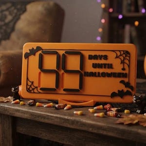 Days Until Halloween Countdown Decor – Spooky Halloween Countdown Display, Festive Fall Home Accent, Fun Seasonal Decoration