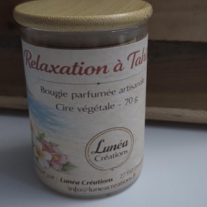 Vela aromática Relaxation in Tahiti – Vela artesanal de cera vegetal de 70 g – Fragancia exótica de coco y flor de tiaré – Ambiente tropical