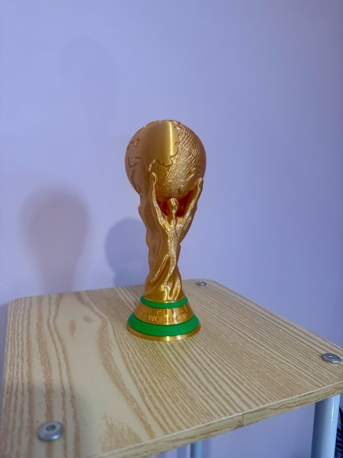 3d-printed-replica-of-the-football-world-cup-trophy-football