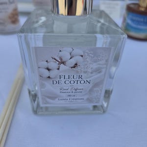 Cotton Flower Fragrance Diffuser – 180 ml | Elegant & Long-Lasting Room Fragrance