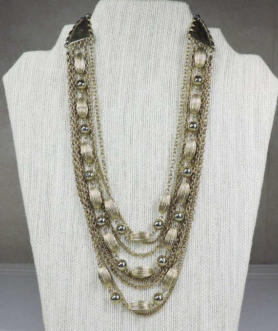 Beaded Necklace , Mid Century - image 4