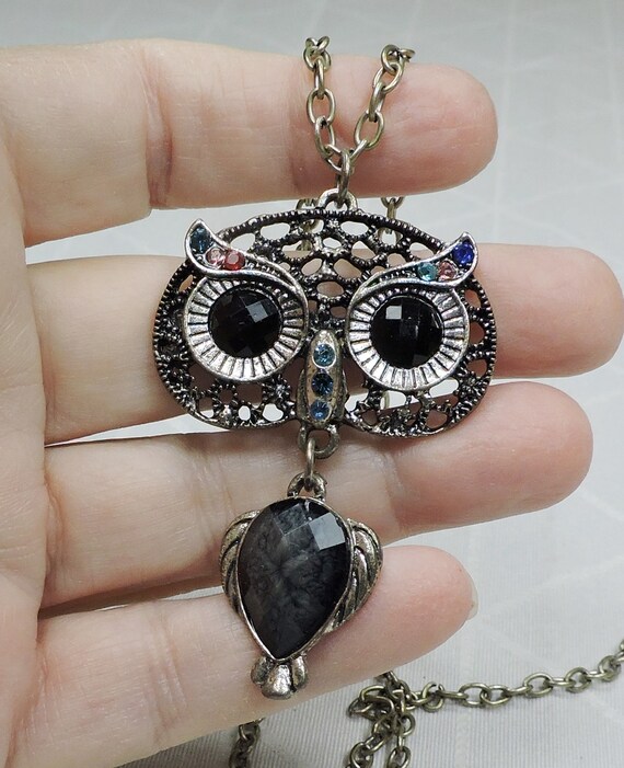 Owl Pendant Necklace, Vintage Owl Necklace - image 4