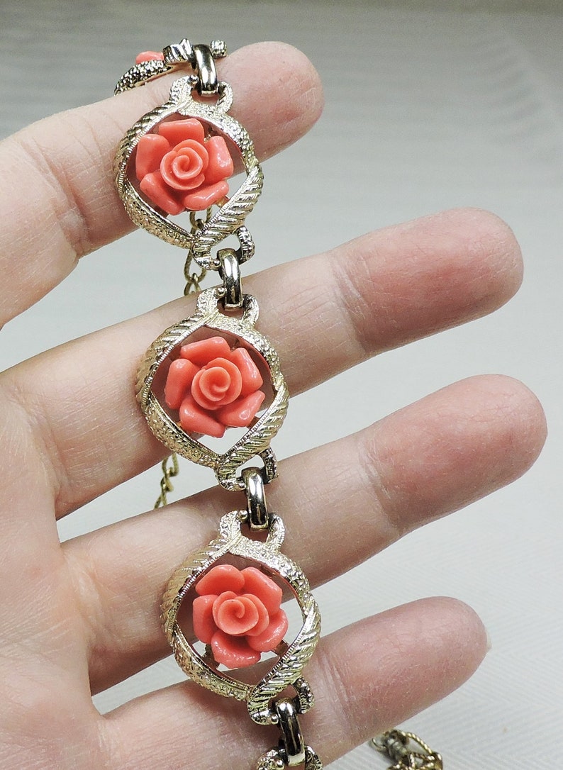 Vintage Rose Necklace Choker