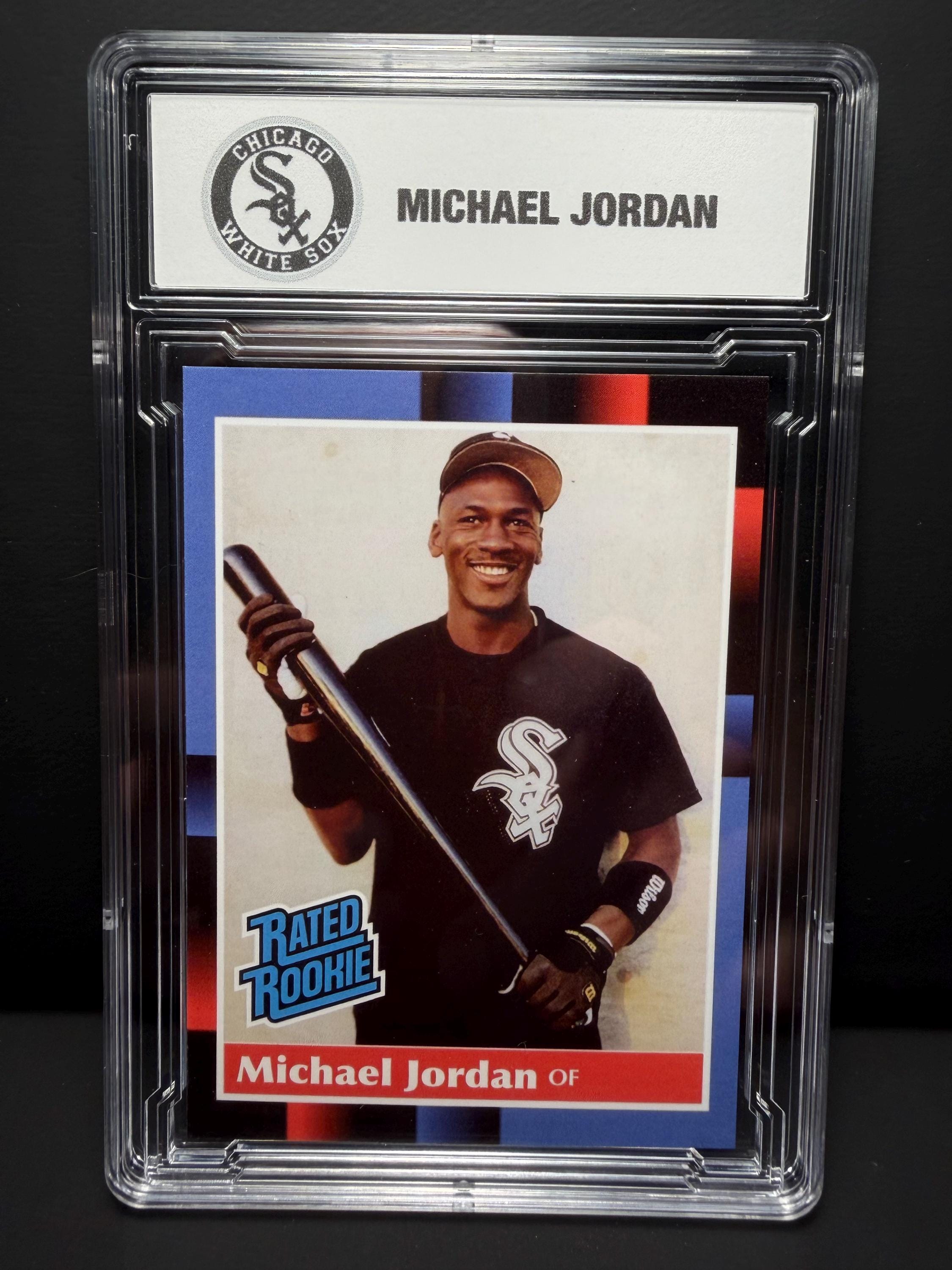 graded michael jordan rookie card Robert O'Neill Signed 1986 Fleer Michael Jordan Reprint Rookie Card – The  Operator Collection