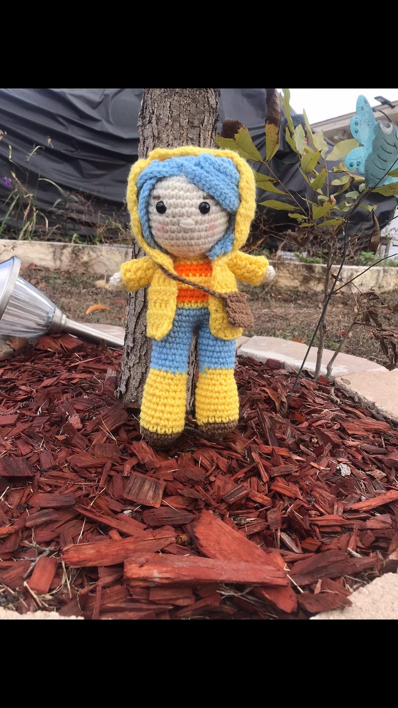 Coraline au crochet image 2