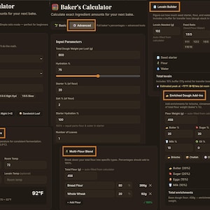 Op de afbeelding: Een donkerbruine Baker's Calculator-interface met tabbladen voor Basis- en Geavanceerde instellingen. Het bevat invoervelden voor deeggewicht, hydratatie en starterpercentages. De calculator bevat opties voor het bouwen van desem en verrijkte deegtoevoegingen.