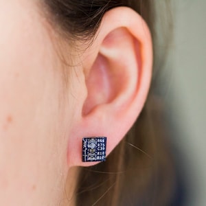 Boucles d'oreilles geeky stud - Clous de circuits imprimés - ordinateur recyclé - hypoallergénique