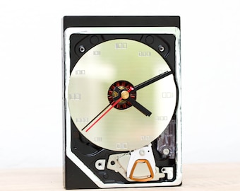 HDD clock, recycled Computer hard drive clock, desk clock, gift for dad, father's day gift, unique gift for geek