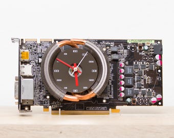Desk clock for geeky office - Recycled black graphics card