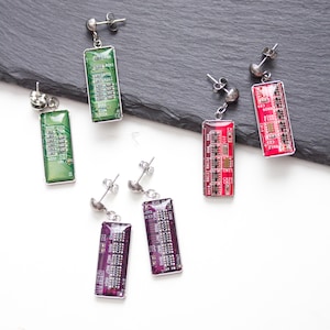Puces d'oreilles pendantes avec pendentifs rectangulaires, fils d'acier