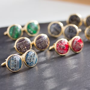 Circuit board Cuff links - Geeky computer cufflinks - golden toned, resin