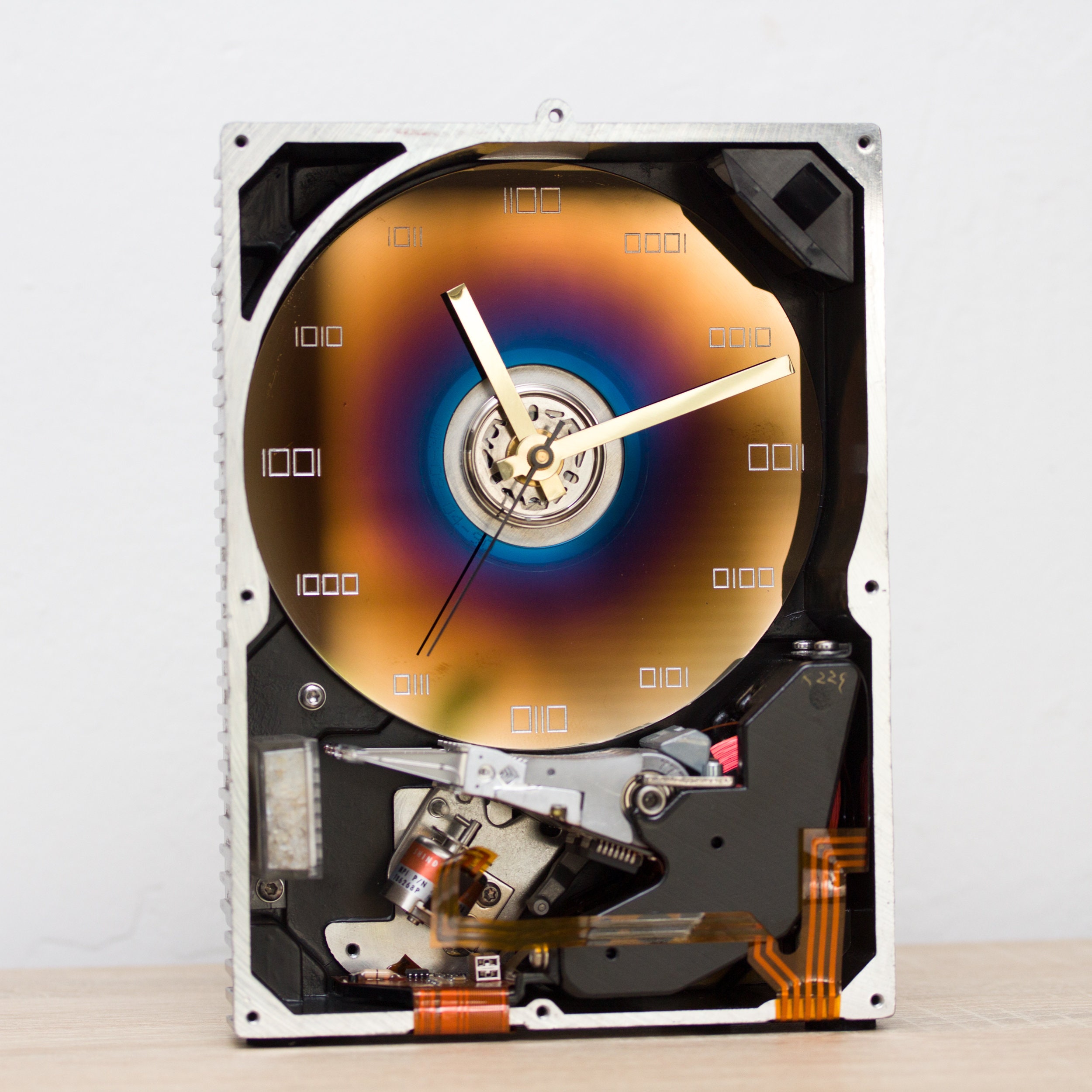 Desk Clock Made With Recycled 5.25 Computer Hard Drive, Vintage HDD Clock - Etsy Desk Clock Made With Recycled 5.25 Computer Hard Drive, Vintage HDD Clock - Etsy
