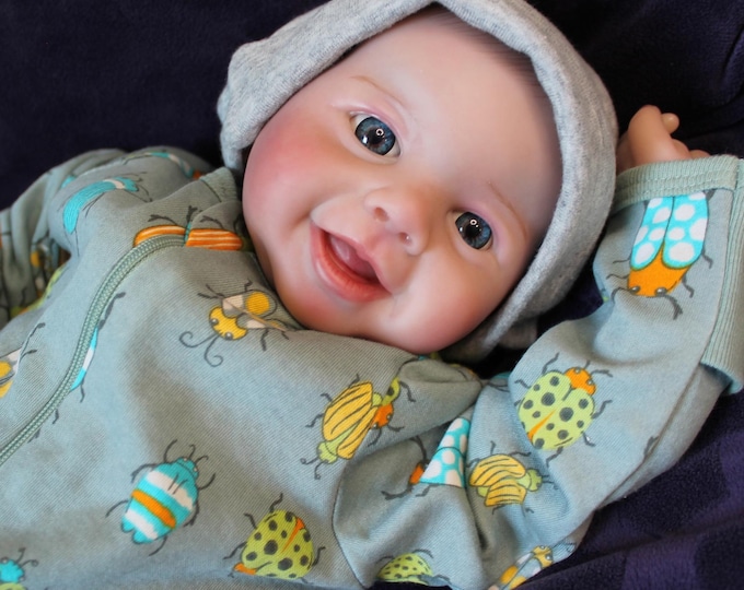 Lifelike Reborn Baby Doll 18” - Lucas