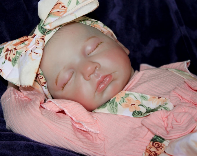 Lifelike Reborn Baby Doll 20” 2 to 8 Pounds