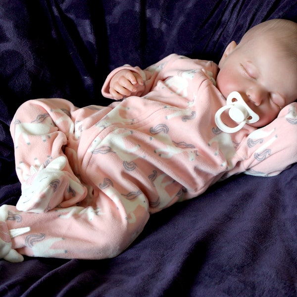 Lifelike Reborn Baby Doll Therapy Dolls Weighted Newborn Baby Reborn Babies Christmas Gifts Real Life Baby Doll Gifts For Girls Unicorns NEW