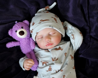 Lifelike Reborn Baby Doll: 20" Weighted Newborn with Outfit