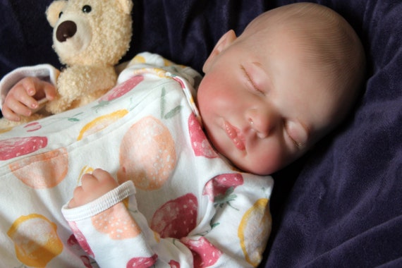 Lifelike Reborn Baby Doll 20” 2 to 8 Pounds