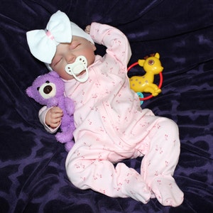 Lifelike Reborn Baby Doll 20” 2 to 8 Pounds Weighted Newborn Baby Girl/Boy Soft Heavy Baby Dolls For Children Child Friendly Gifts For Girls