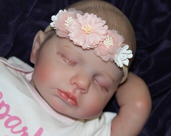 Lifelike Reborn Baby Doll 20” 2 to 8 Pounds Weighted Newborn Baby Girl/Boy Soft Heavy Baby Dolls For Children Child Friendly Gifts For Girls