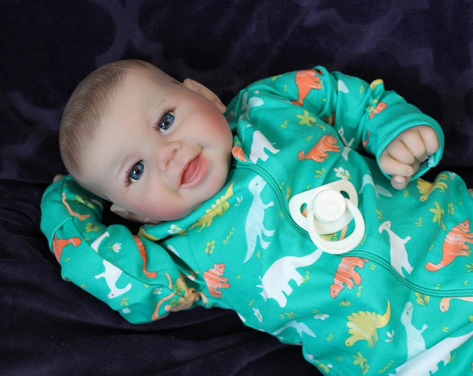 Lifelike Reborn Baby Doll 18” - Lucas
