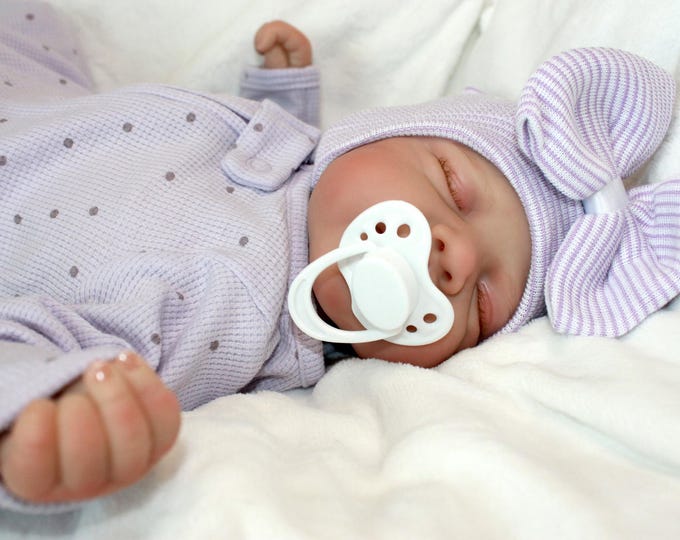 Reborn Lifelike Baby Doll 17" - Saylor