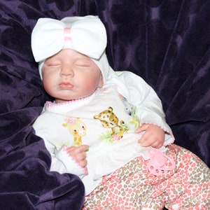 Lifelike Reborn Baby Doll 20” 2 to 7 Pounds Weighted Newborn Baby Girl/Boy Soft Heavy Baby Dolls For Children Child Friendly Gifts For Girls