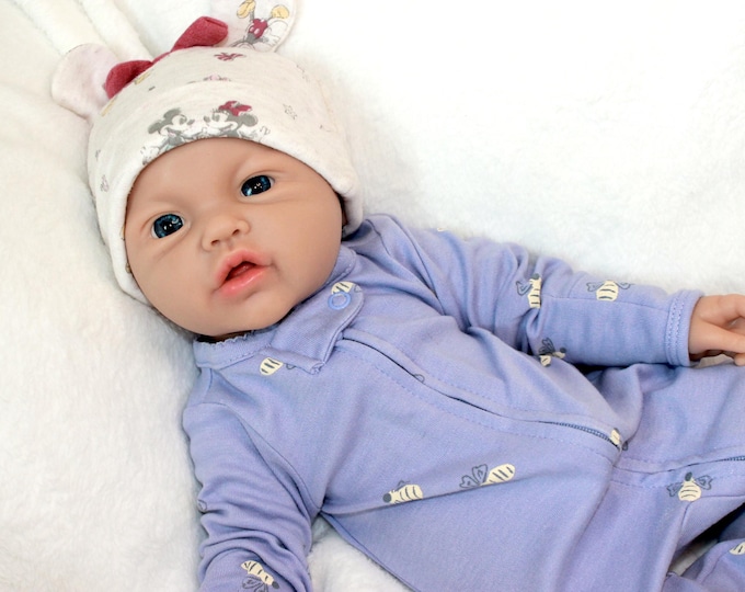 Silicone Doll 17" 6.1 pounds