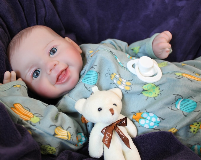 Lifelike Reborn Baby Doll 18” - Lucas