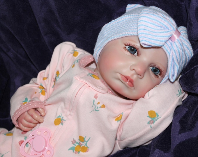 Lifelike Reborn Baby Doll 20”