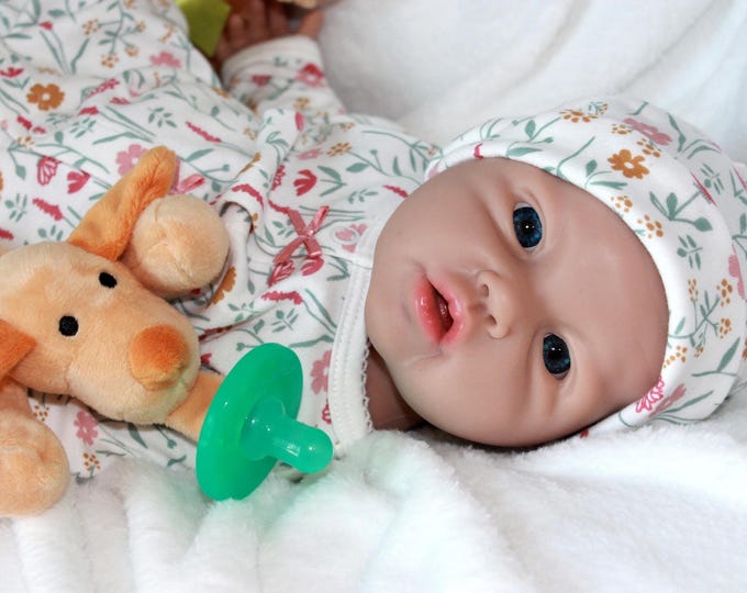 Silicone Doll 17" 6.1 pounds