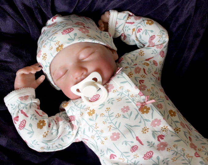 Lifelike Reborn Baby Doll 20” 2 to 8 Pounds