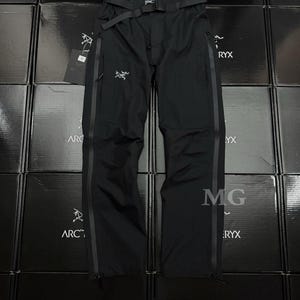 Pantalón Arcteryx Beta AR, pantalón de montaña impermeable GORE-TEX Pro Shell para hombre.