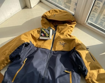Arcteryx Macai Lightweight Down Shell Jacket, Arcteryx Insulated Coat